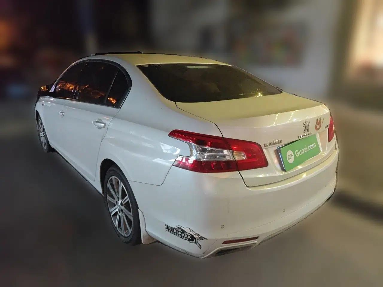Peugeot 408 2016 1.6T Automatic Luxury Edition — миниатюра 4