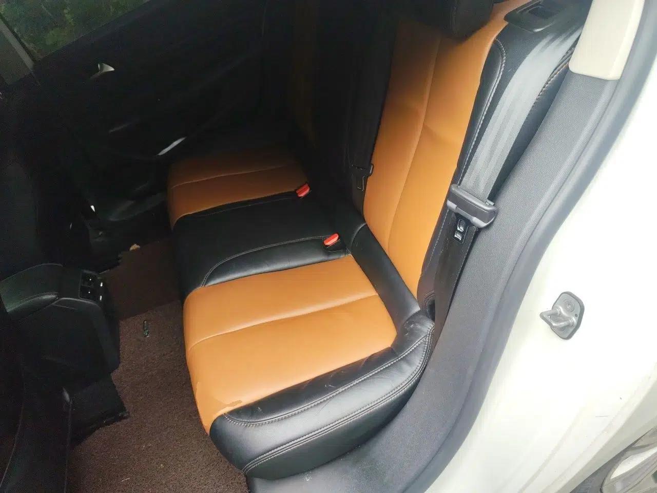 Peugeot 408 2015 1.2T Automatic Luxury Edition — миниатюра 17