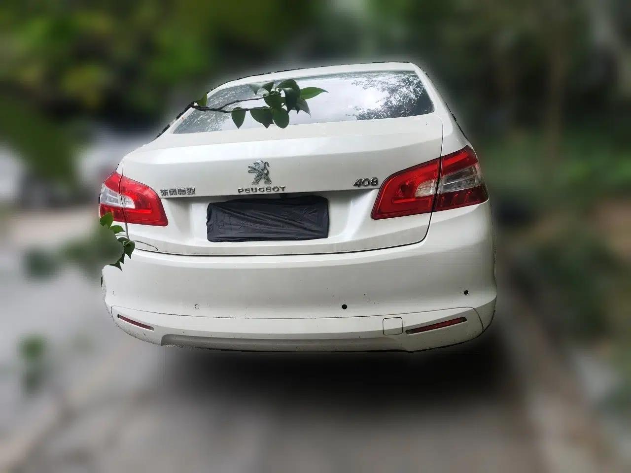 Peugeot 408 2015 1.2T Automatic Luxury Edition — миниатюра 5