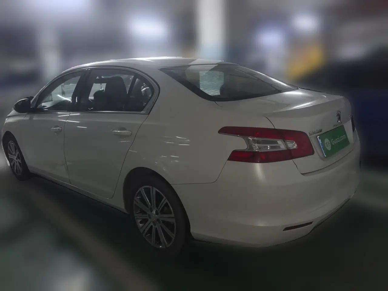 Peugeot 408 2018 1.8L Automatic Luxury Edition — миниатюра 4
