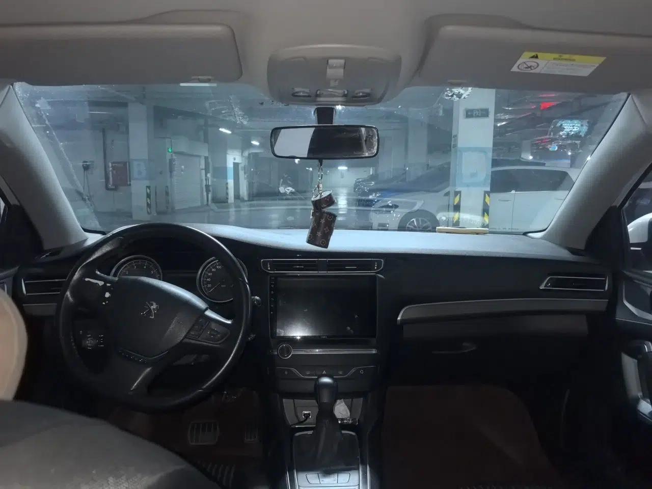 Peugeot 408 2018 1.8L Automatic Luxury Edition — миниатюра 9