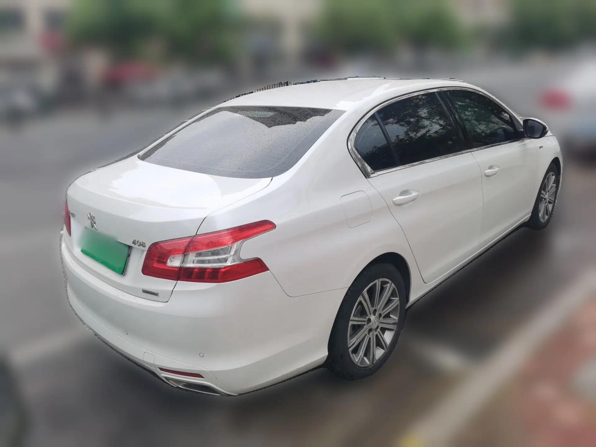 Peugeot 408 2018 Revised 350THP Automatic Luxury Edition — миниатюра 6
