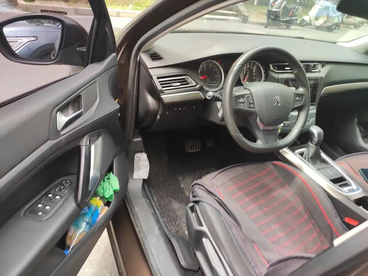 Peugeot 408 2016 1.6T Automatic Luxury Edition — миниатюра 16