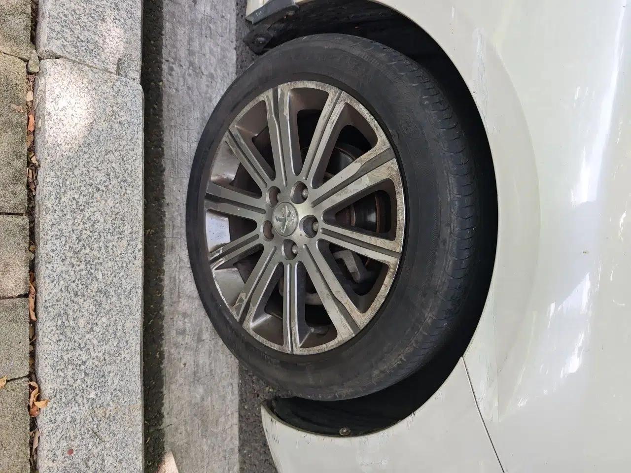 Peugeot 408 2014 1.8L Automatic Luxury Edition — миниатюра 8