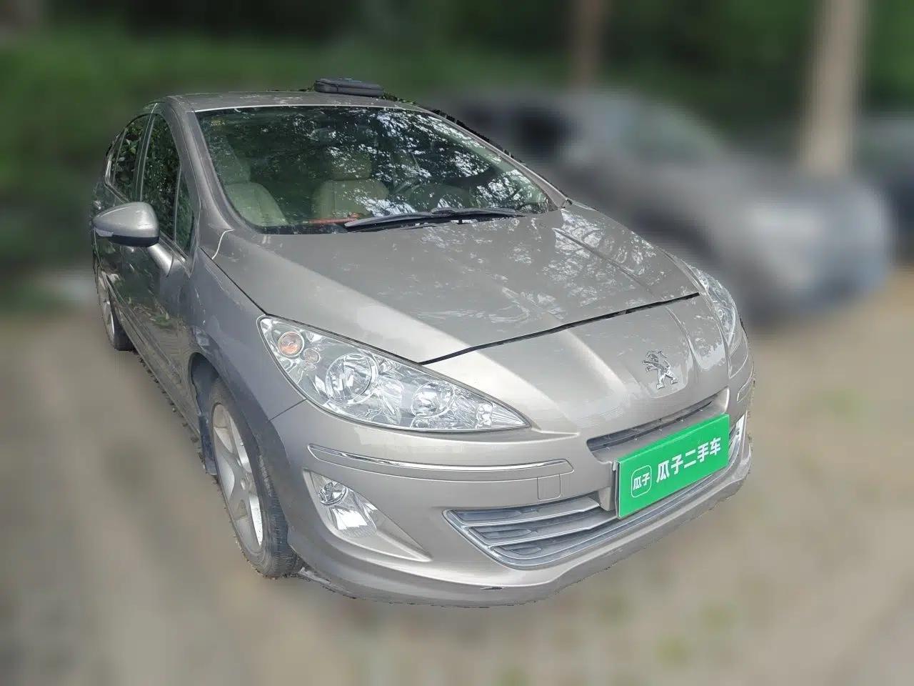 Peugeot 408 2013 2.0L Automatic Comfort Edition — миниатюра 3