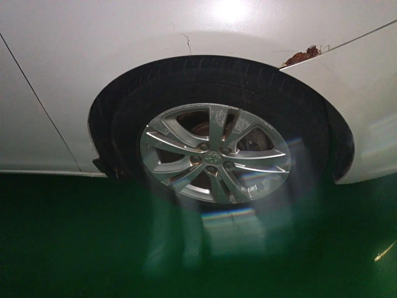 Peugeot 408 2014 1.8L Manual Leading Edition — миниатюра 8
