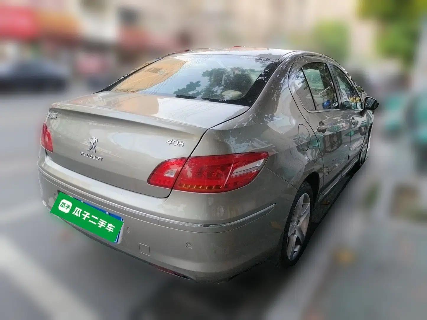 Peugeot 408 2013 2.0L Automatic Comfort Edition — миниатюра 6
