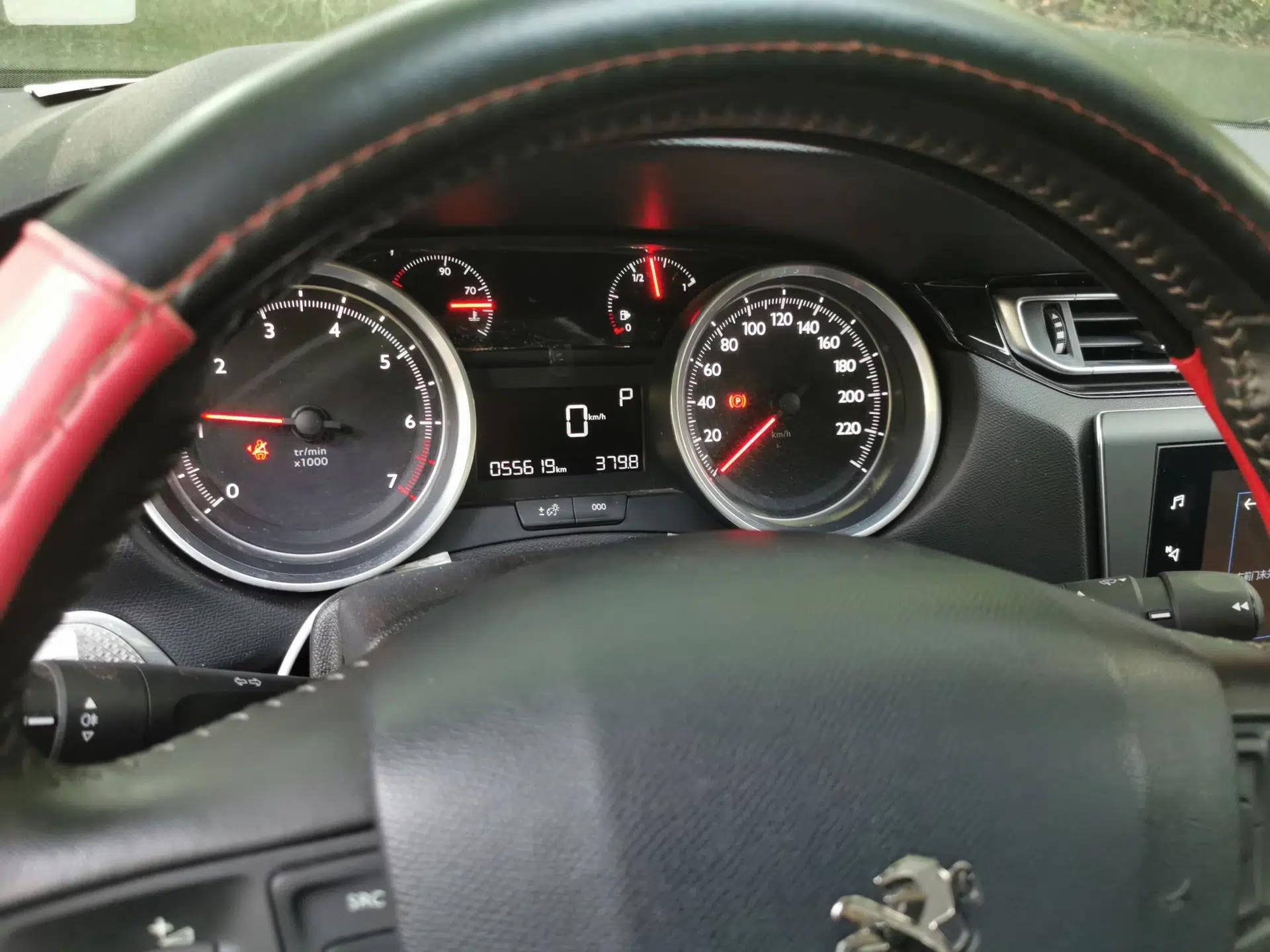Peugeot 408 2020 360THP 10th Anniversary Premium Edition — миниатюра 11