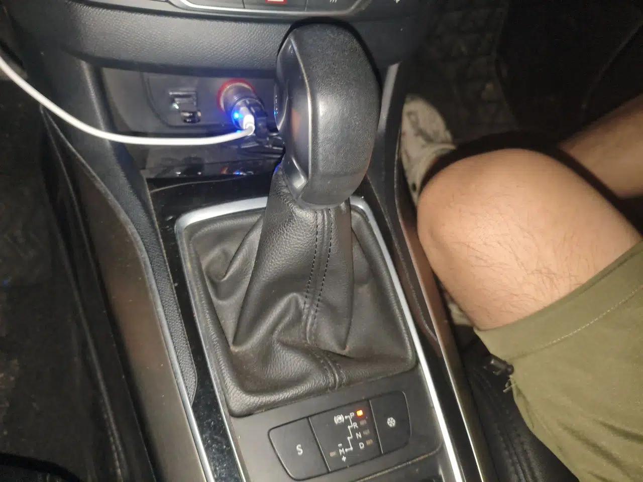 Peugeot 408 2015 1.2T Automatic Luxury Edition — миниатюра 14