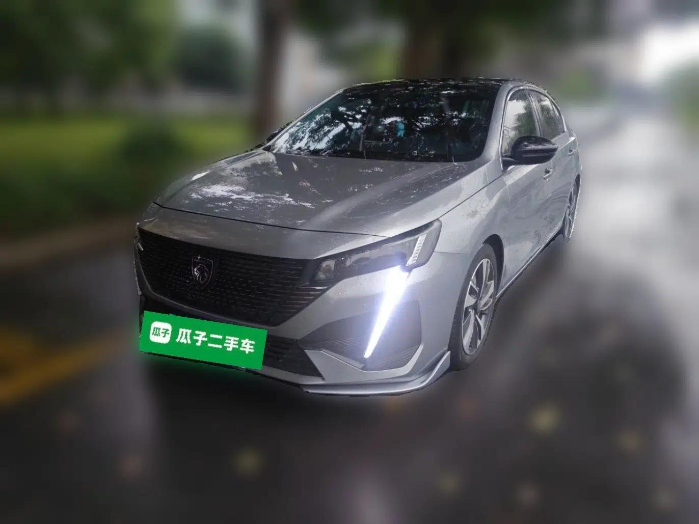 Peugeot 408 2022 1.6T Light-Chasing Edition — миниатюра 1
