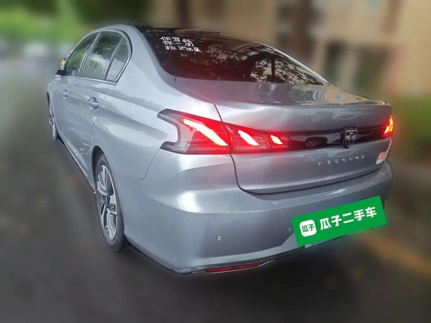 Peugeot 408 2022 1.6T Light-Chasing Edition — миниатюра 4