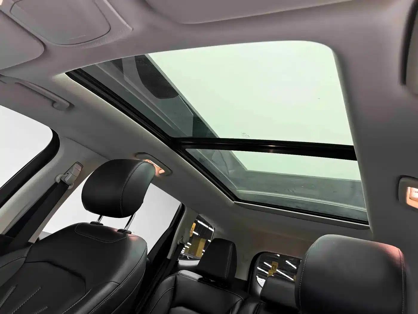 Edge 2021 PLUS EcoBoost 245 2WD Platinum Edition 5-seater — миниатюра 11
