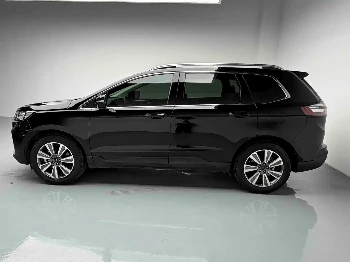 Edge 2021 PLUS EcoBoost 245 2WD Platinum Edition 5-seater — миниатюра 5