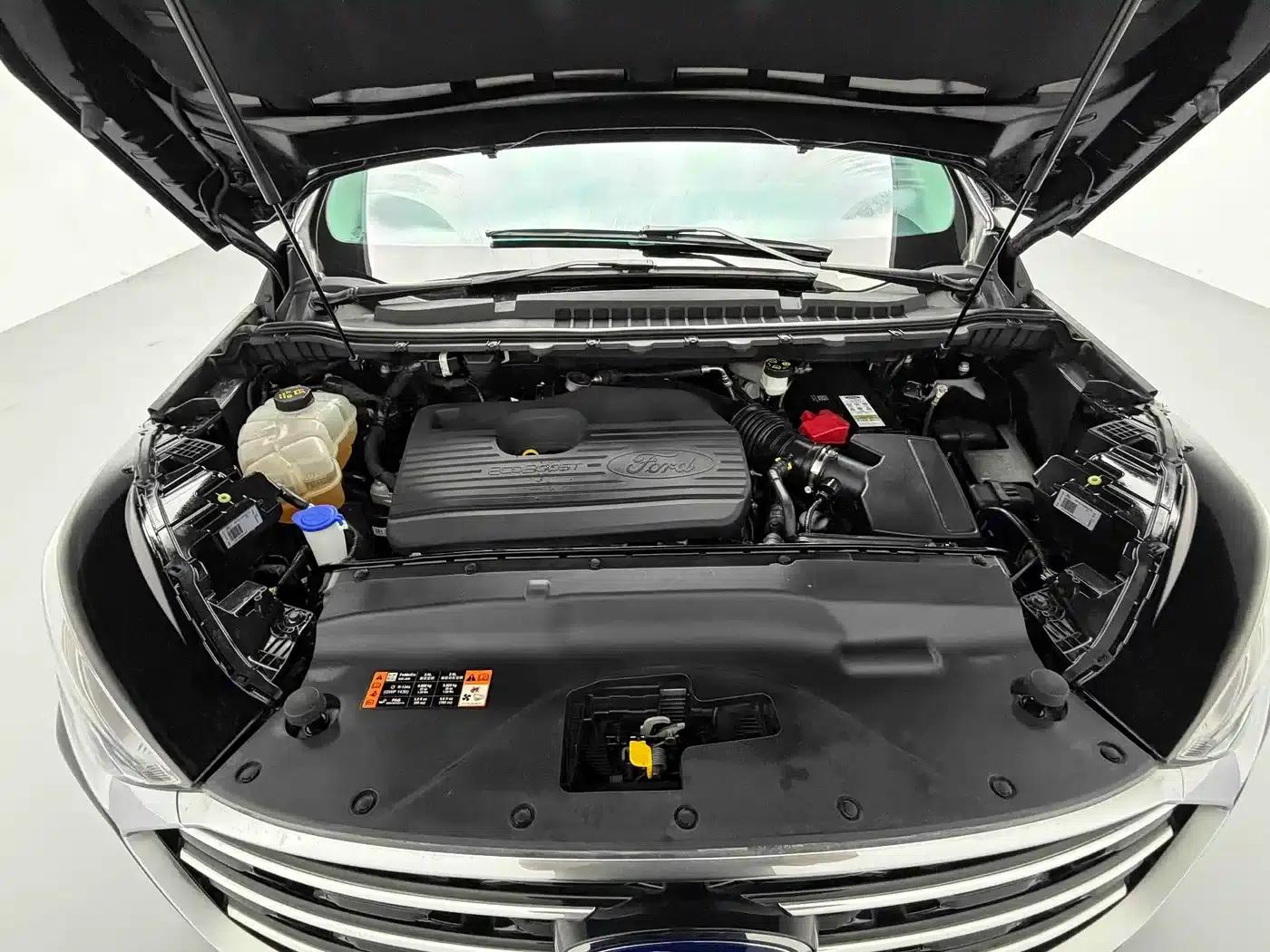 Edge 2021 PLUS EcoBoost 245 2WD Platinum Edition 5-seater — миниатюра 10