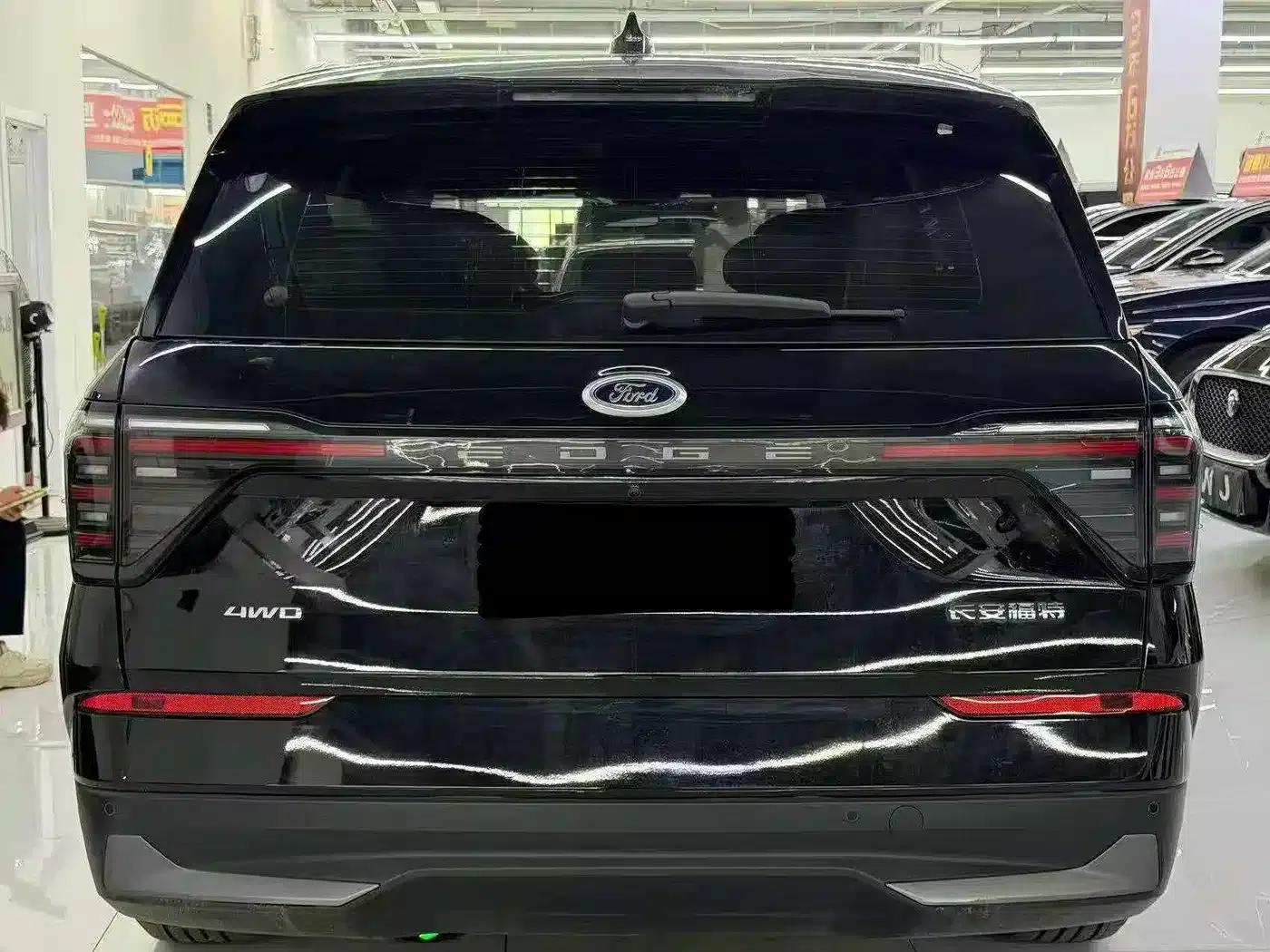 2024 Ford Edge L 2.0T EcoBoost AWD 7-Seat Fashion Edition — миниатюра 8
