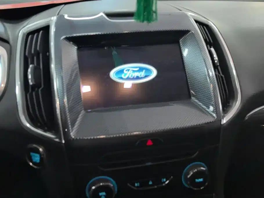 2017 Ford Edge EcoBoost 245 AWD Sport 7-seater — миниатюра 13