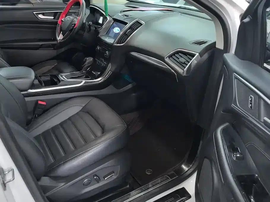 2017 Ford Edge EcoBoost 245 AWD Sport 7-seater — миниатюра 8
