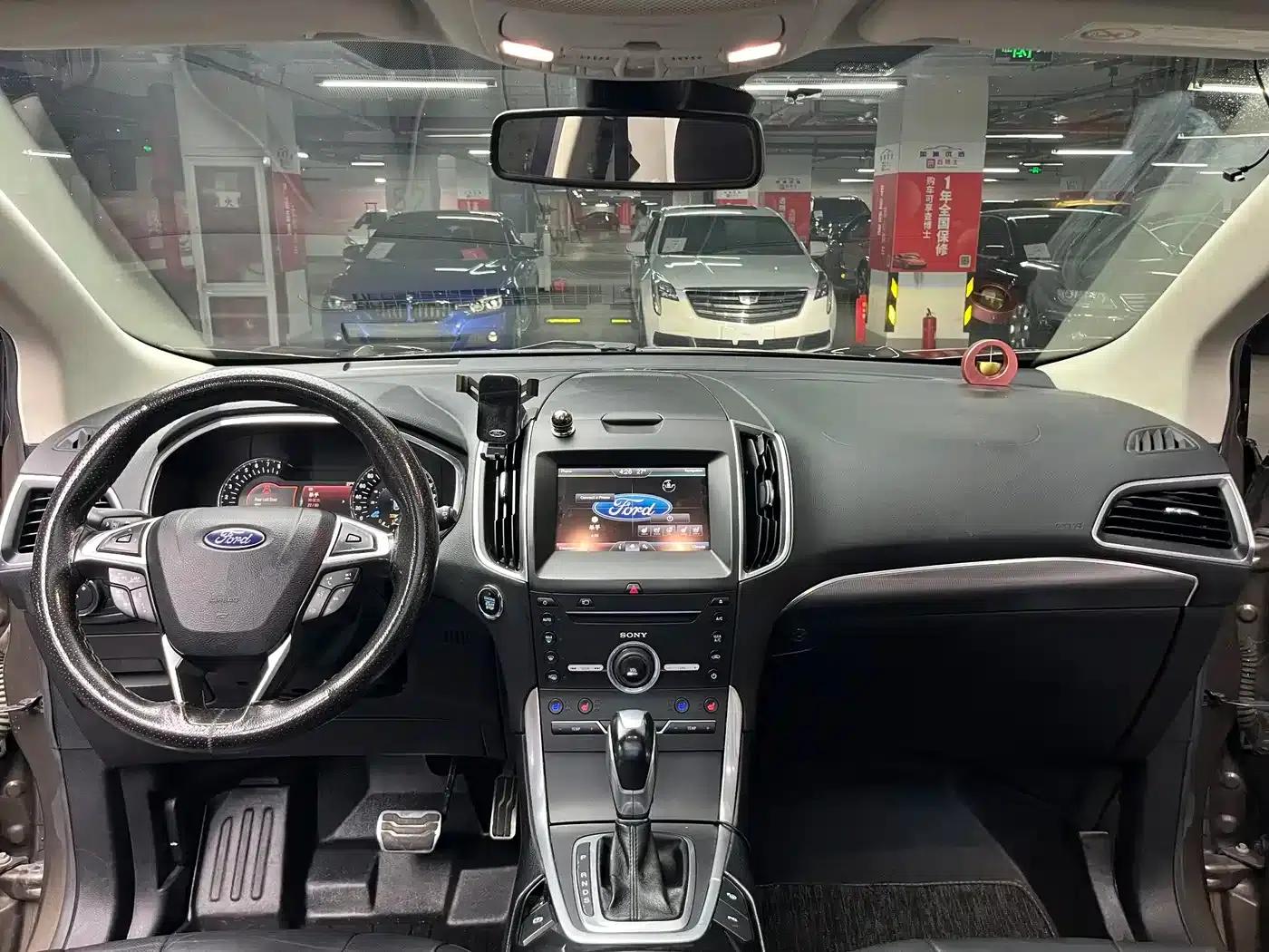 Edge 2015 2.7T GTDi AWD Premium 7-Seater — миниатюра 17