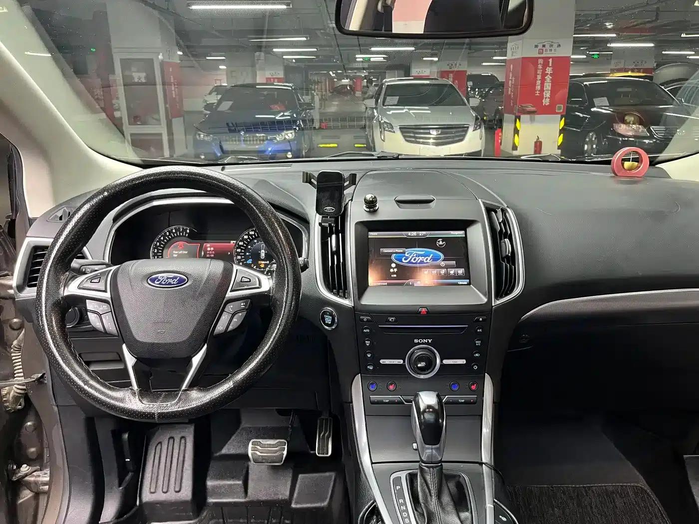Edge 2015 2.7T GTDi AWD Premium 7-Seater — миниатюра 18