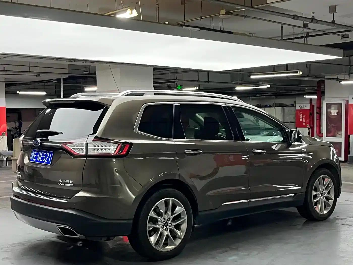 Edge 2015 2.7T GTDi AWD Premium 7-Seater — миниатюра 3