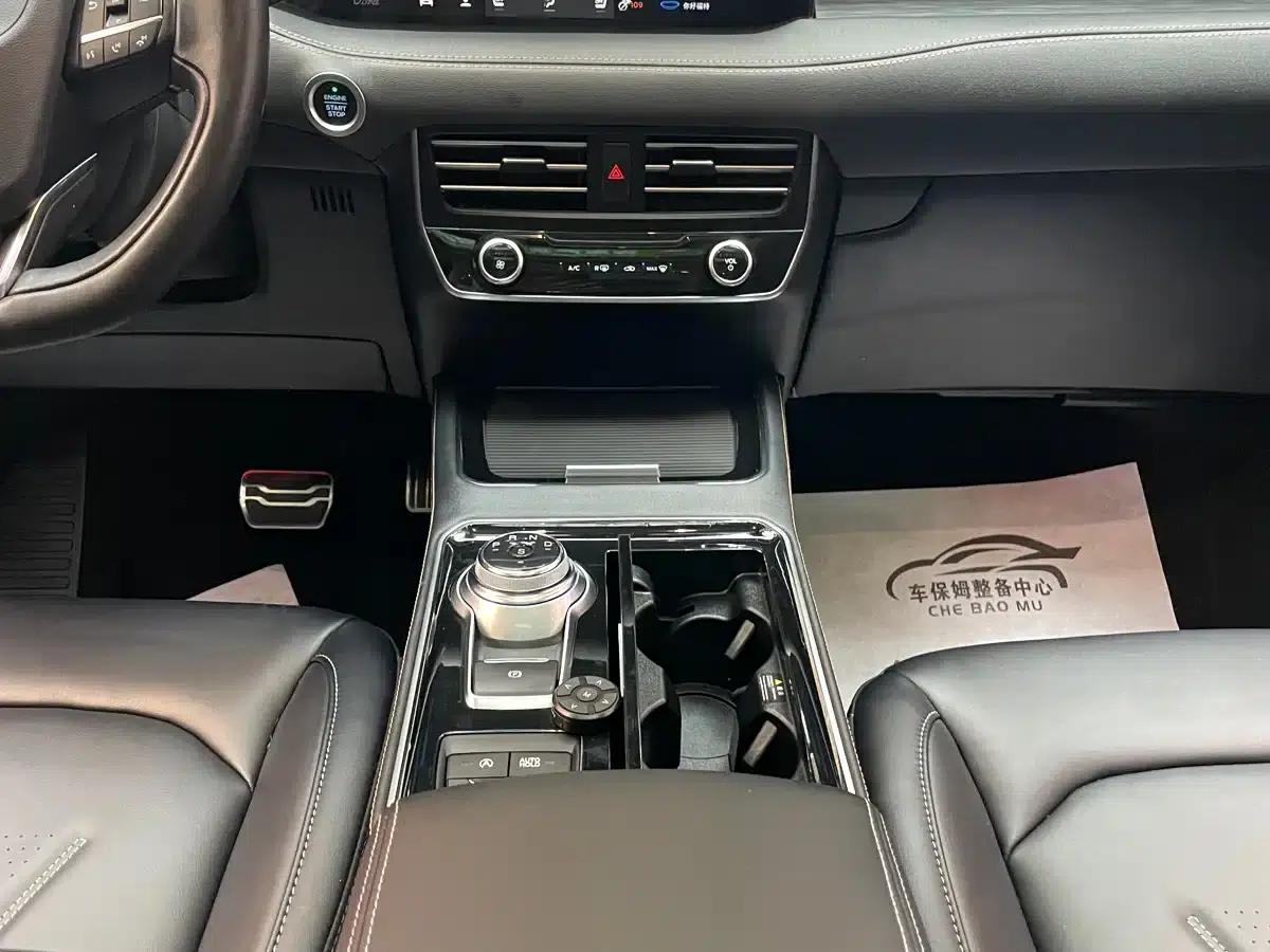 Edge 2021 Facelift PLUS EcoBoost 245 2WD Luxury 7-Seater — миниатюра 16