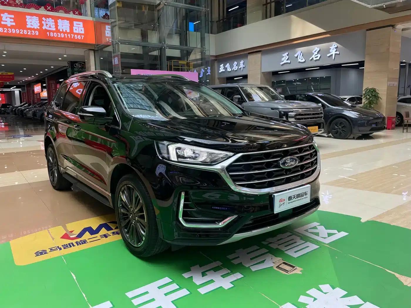 Edge 2021 Facelift PLUS EcoBoost 245 2WD Luxury 7-Seater — миниатюра 4