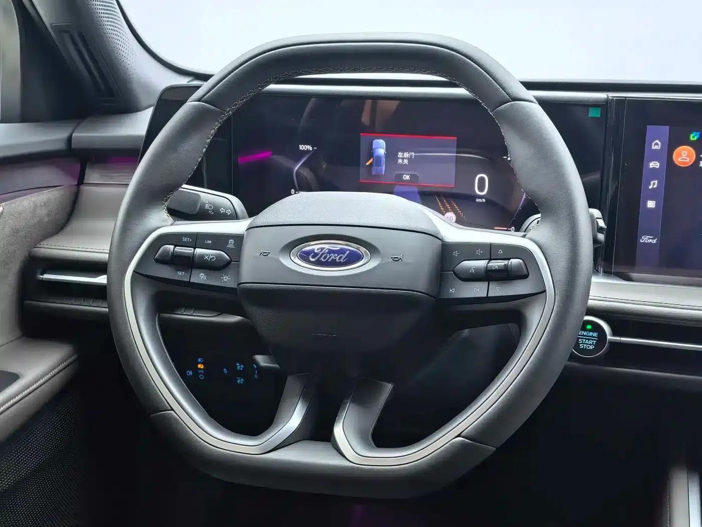2025 Ford Edge L 2.0T EcoBoost E Hybrid AWD 7-Seat Supreme Edition — миниатюра 12