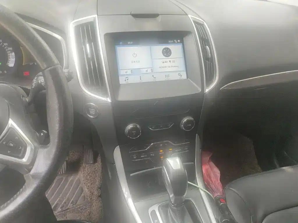 2016 Ford Edge EcoBoost 245 2WD Luxury 7-seater — миниатюра 6