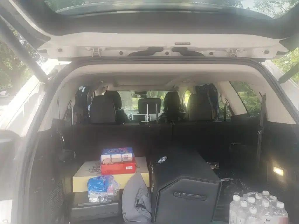 2016 Ford Edge EcoBoost 245 2WD Luxury 7-seater — миниатюра 10