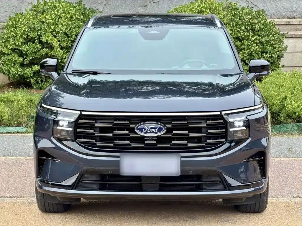2023 Ford Edge L 2.0T EcoBoost E Hybrid AWD 7-Seat Supreme Edition — миниатюра 9