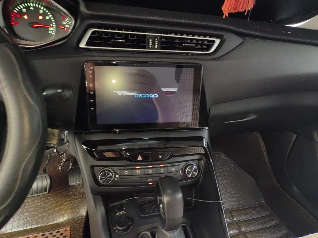 Peugeot 308 2016 1.6L Automatic Fashion Edition — миниатюра 13