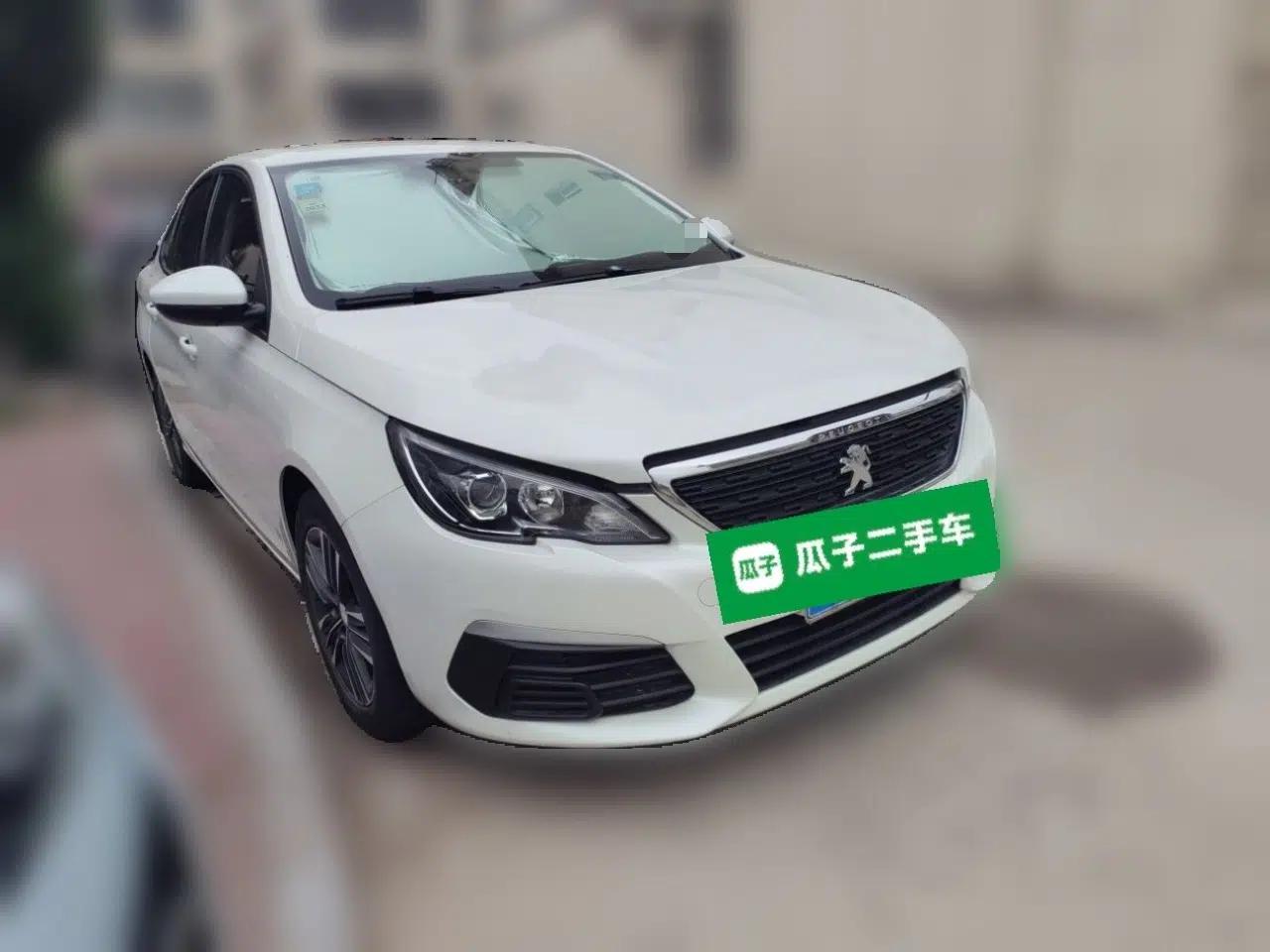 Peugeot 308 2016 1.6L Automatic Fashion Edition — миниатюра 3
