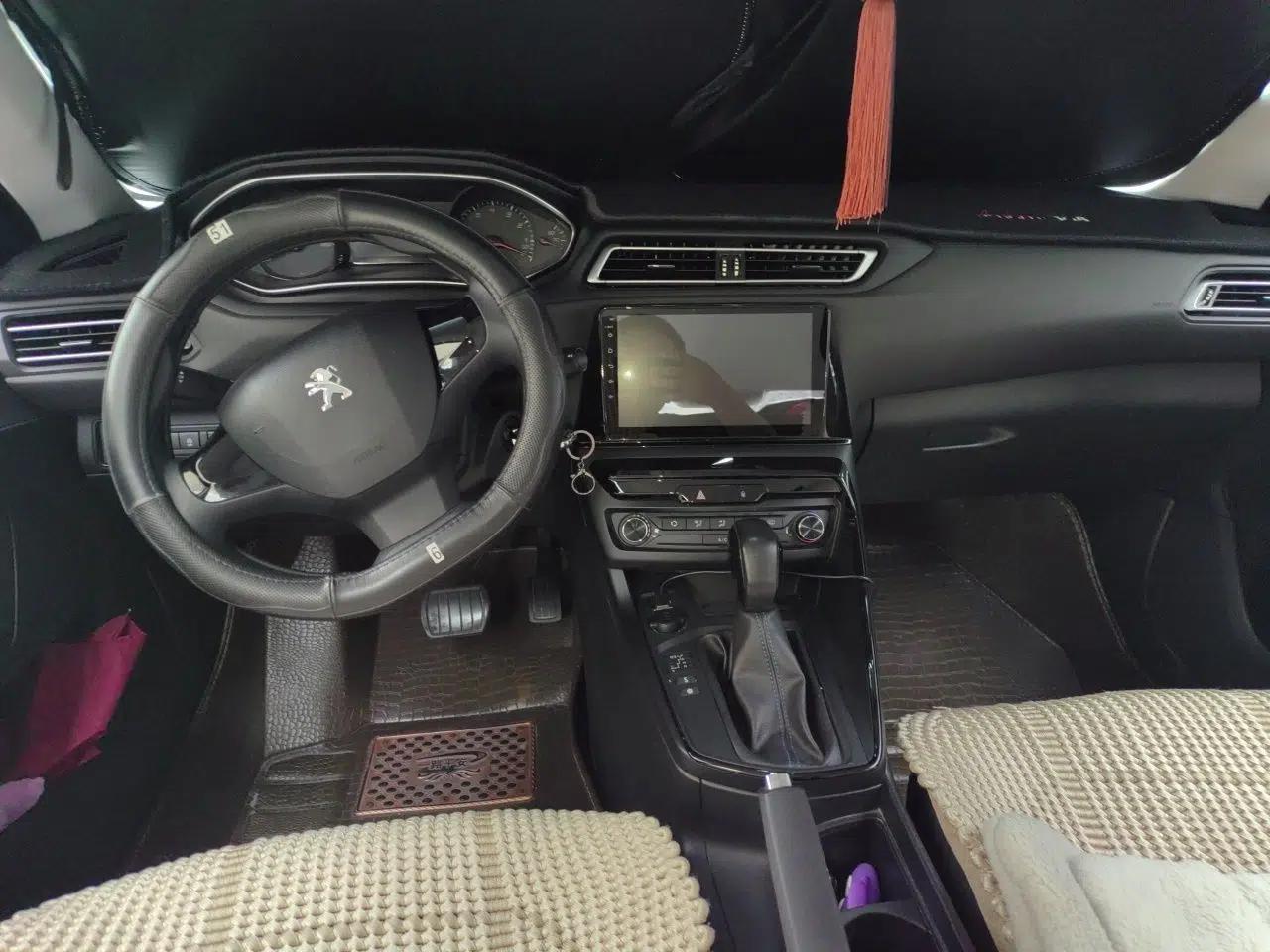Peugeot 308 2016 1.6L Automatic Fashion Edition — миниатюра 9