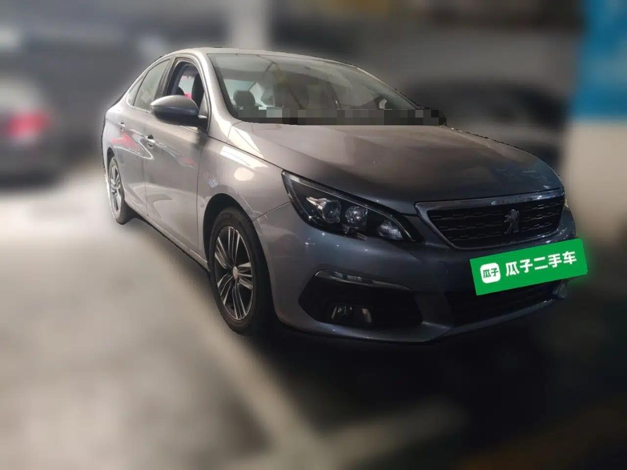 Peugeot 308 2016 1.6L Automatic Luxury Edition — миниатюра 3