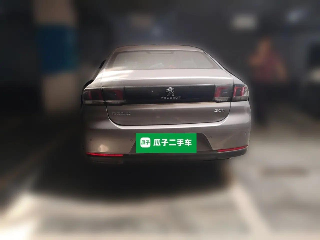 Peugeot 308 2016 1.6L Automatic Luxury Edition — миниатюра 5