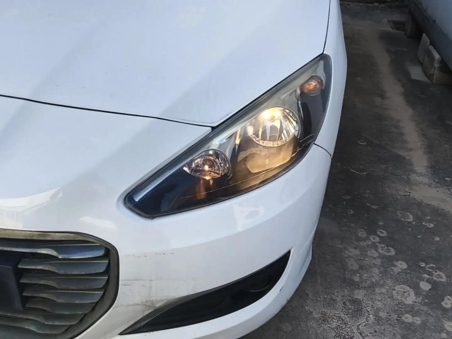 Peugeot 308 2013 1.6L Automatic YouShang Model — миниатюра 8