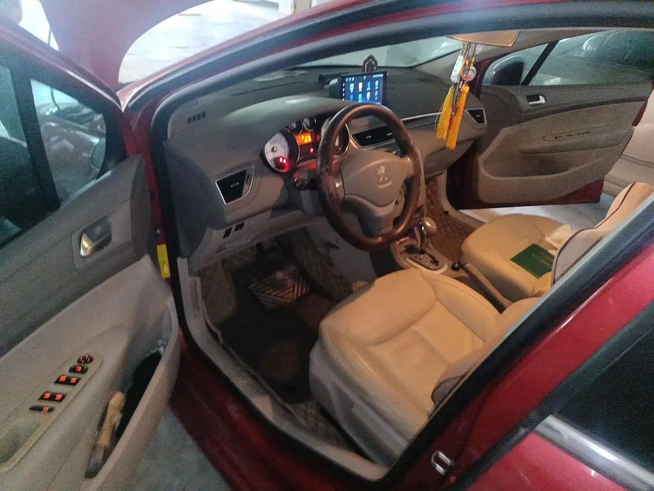 Peugeot 308 2013 1.6L Automatic YouShang Model — миниатюра 16