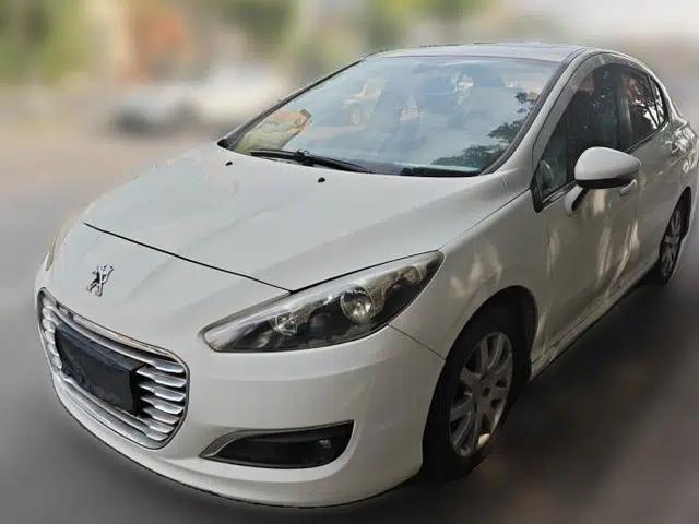 Peugeot 308 2012 1.6L Manual Fashion Edition