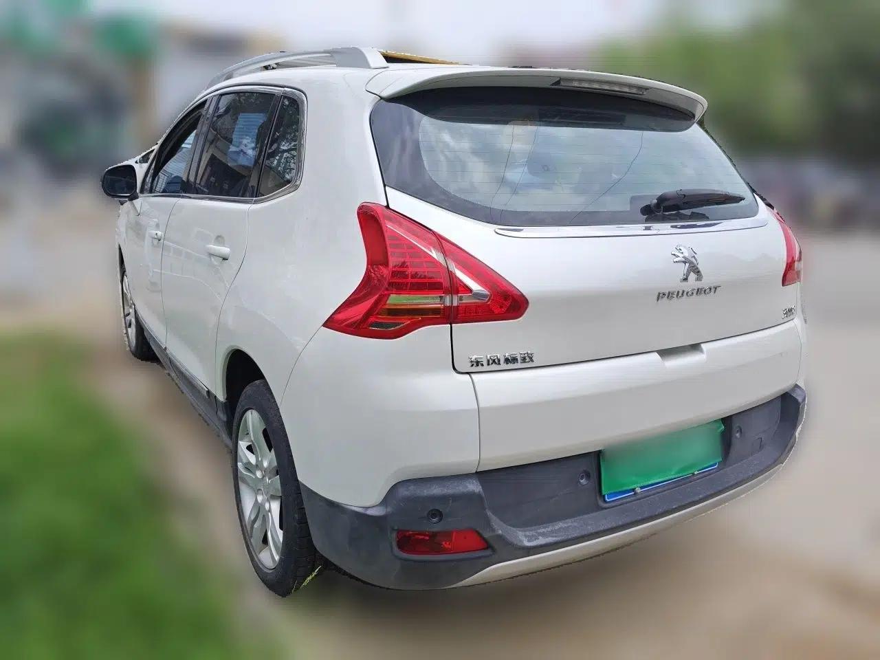 Peugeot 3008 2015 2.0L Manual Classic Edition — миниатюра 4