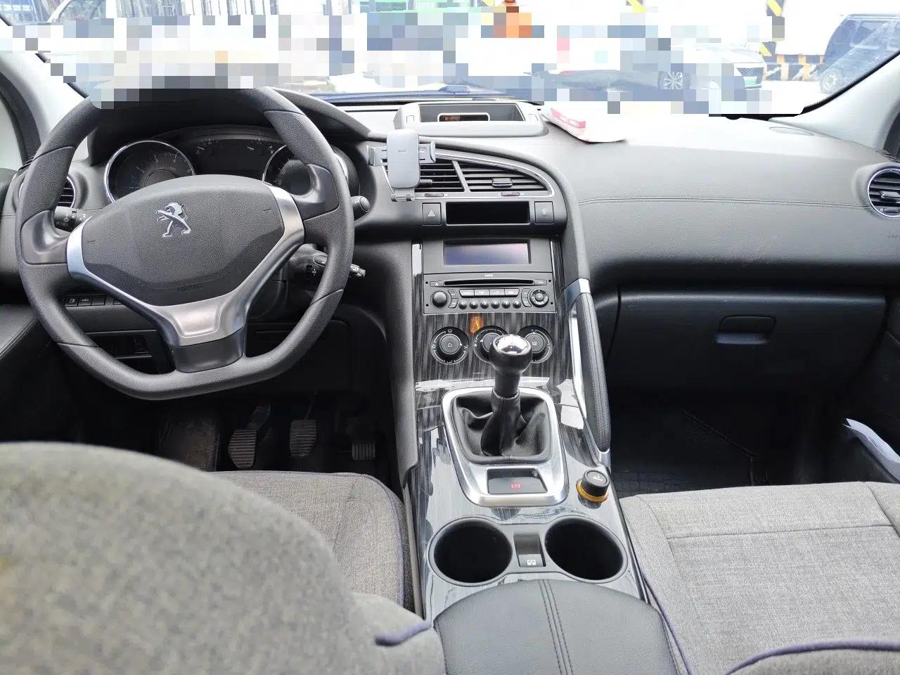 Peugeot 3008 2015 2.0L Manual Classic Edition — миниатюра 9
