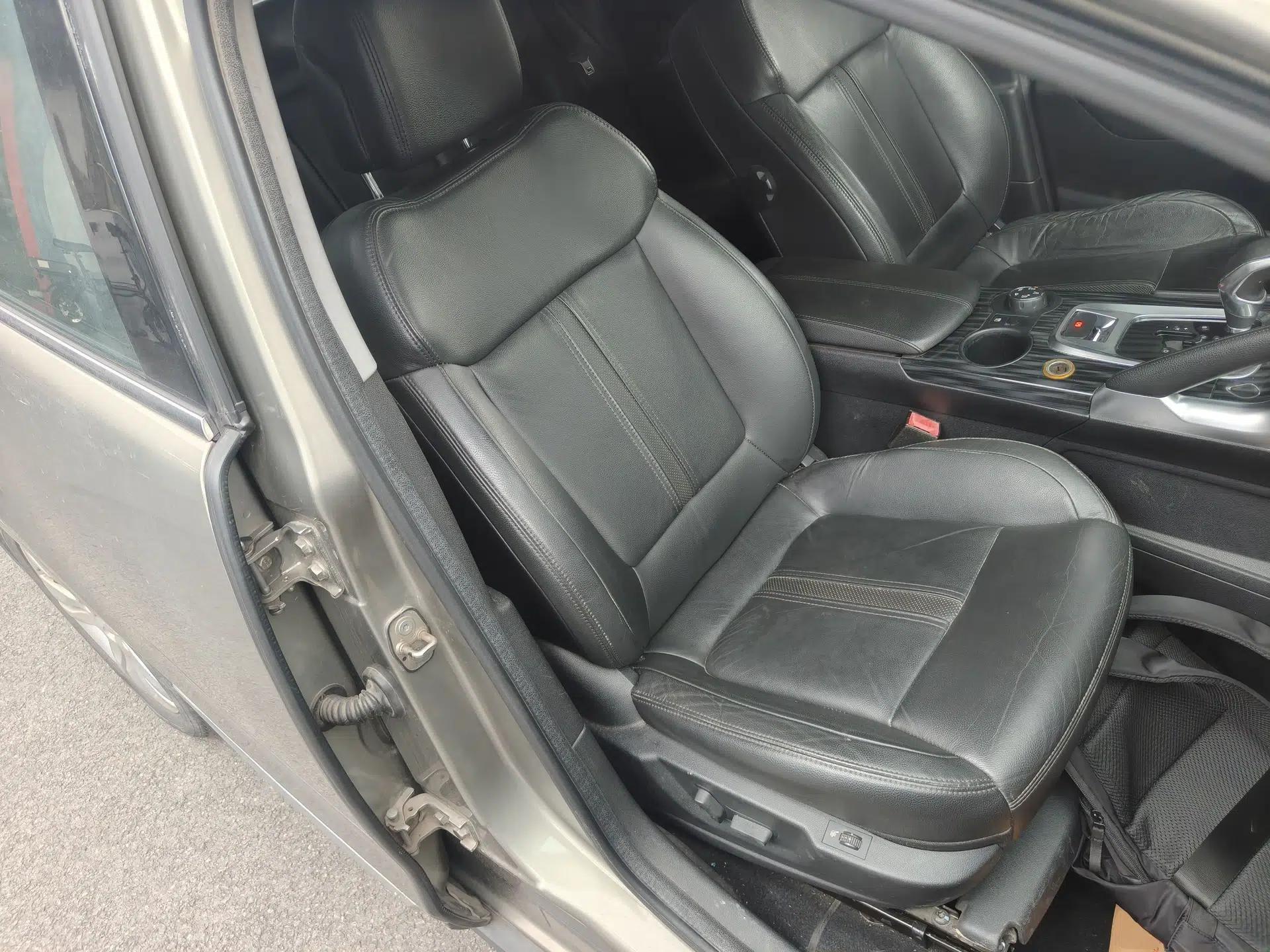 Peugeot 3008 2015 1.6THP Automatic Prestige Edition — миниатюра 19
