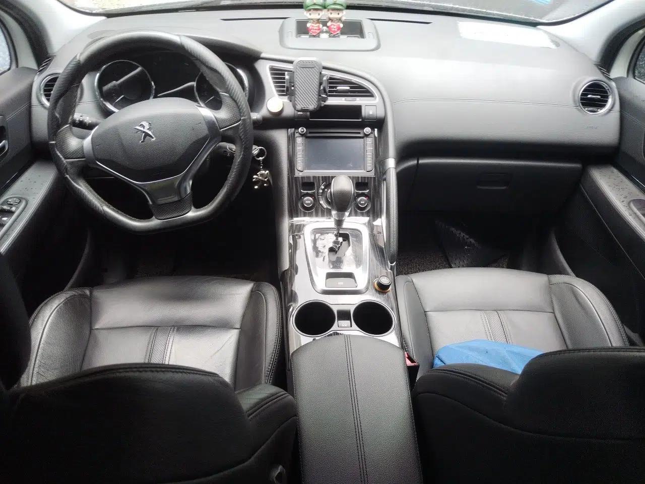 Peugeot 3008 2015 2.0L Automatic Trend Edition — миниатюра 6