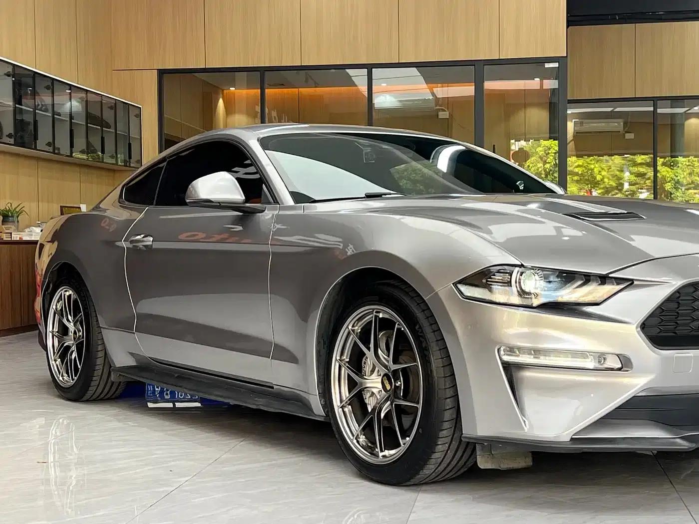 2019 Mustang 2.3L EcoBoost — миниатюра 11
