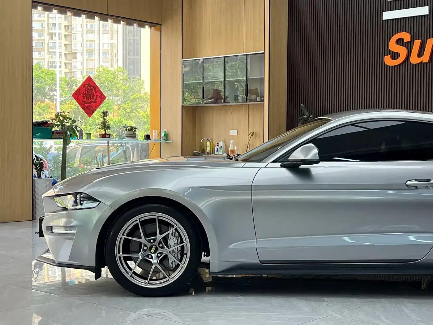 2019 Mustang 2.3L EcoBoost — миниатюра 14