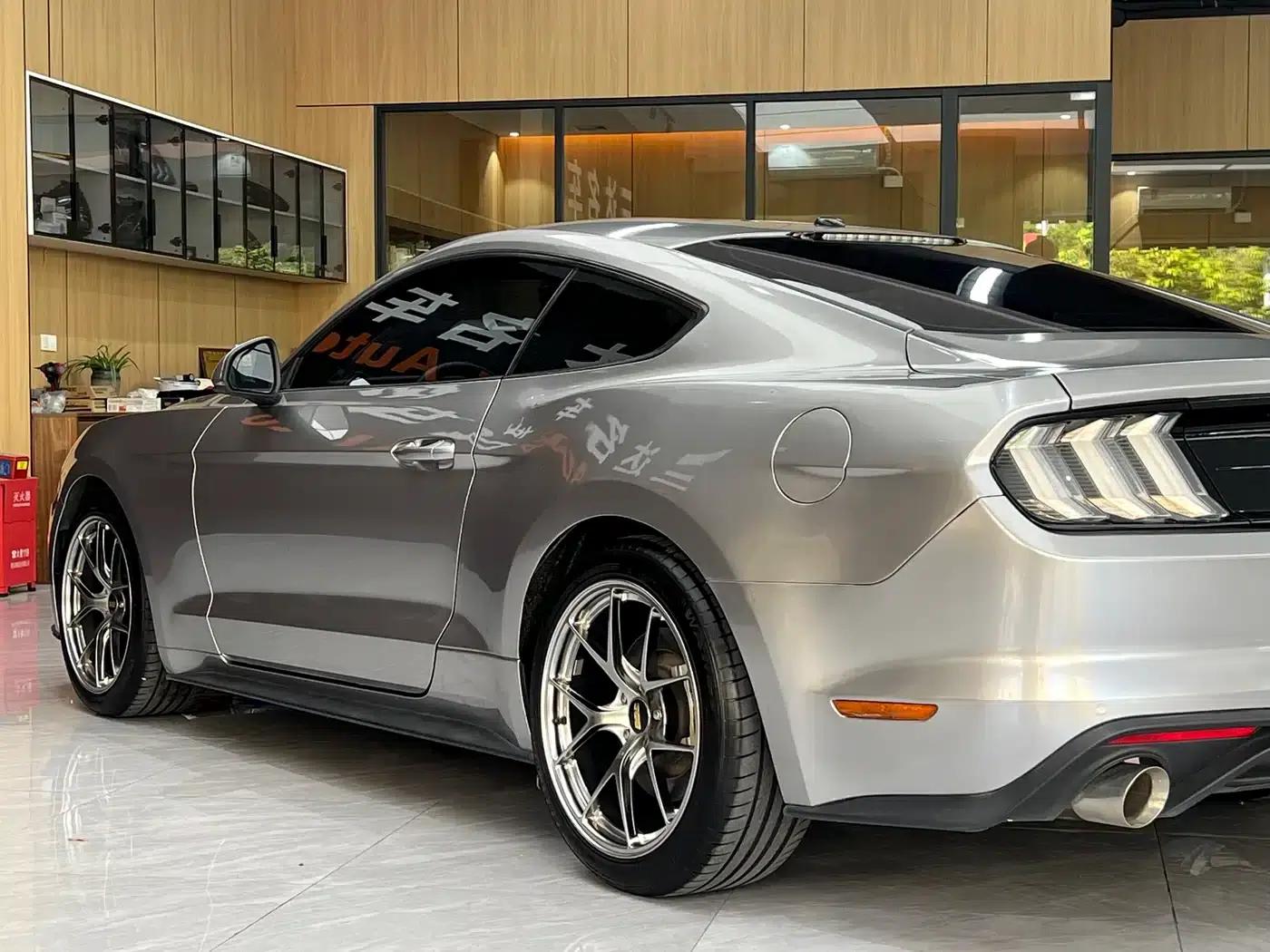 2019 Mustang 2.3L EcoBoost — миниатюра 19