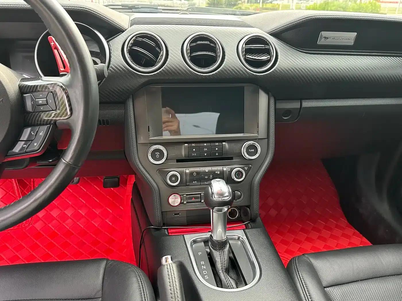 2017 Mustang 2.3T Performance Edition — миниатюра 14
