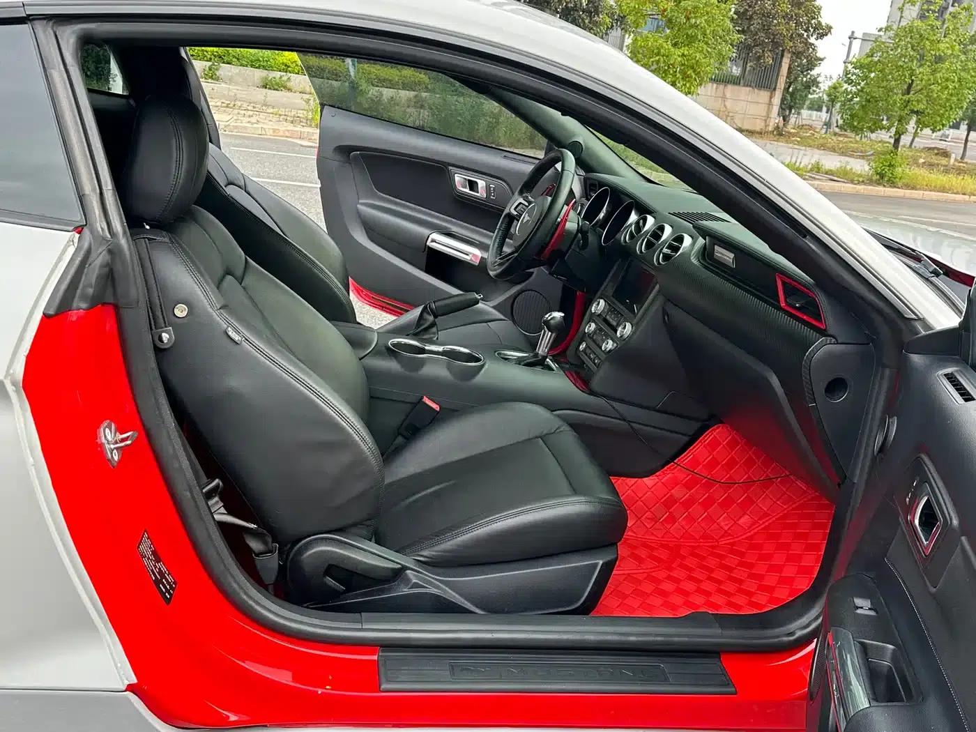 2017 Mustang 2.3T Performance Edition — миниатюра 9