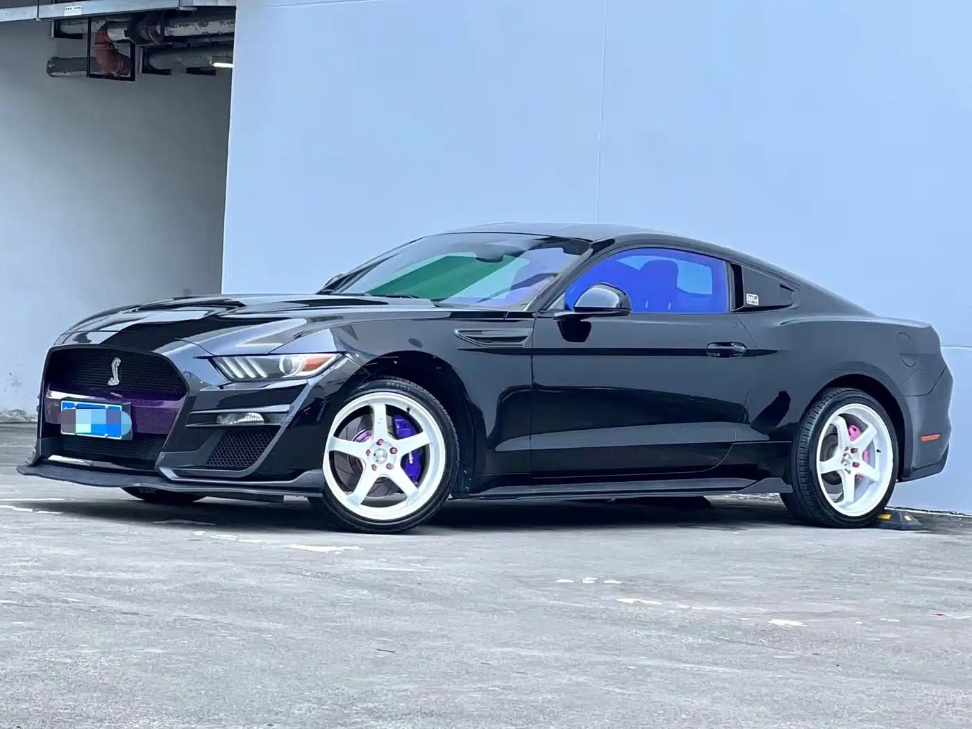 2015 Mustang 2.3T Sport Edition — миниатюра 3