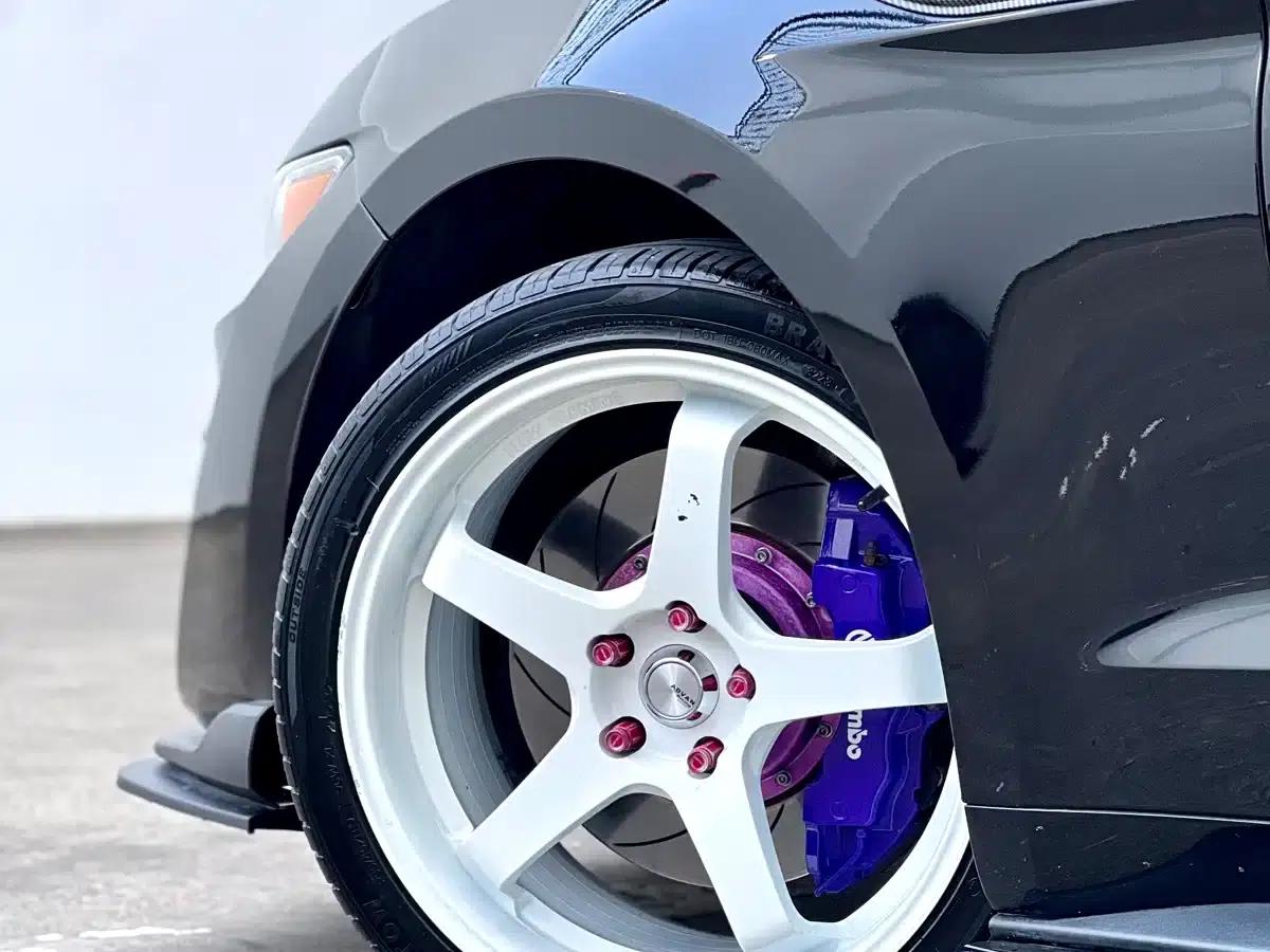 2015 Mustang 2.3T Sport Edition — миниатюра 9