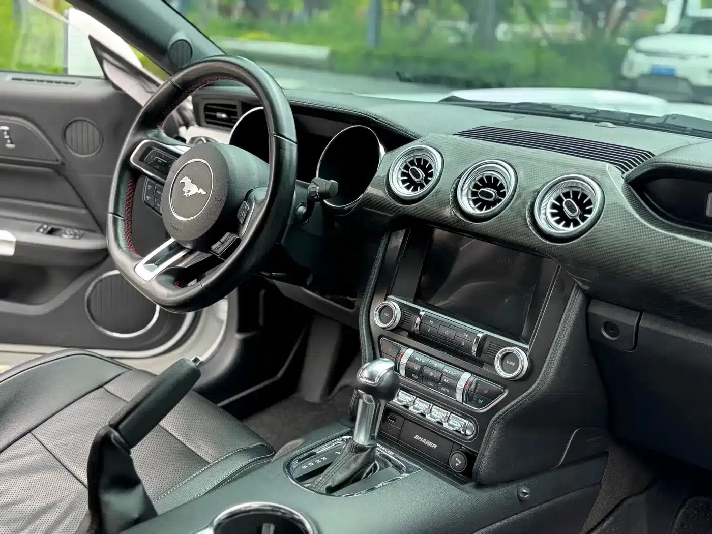 2016 Mustang 2.3T Performance Edition — миниатюра 14